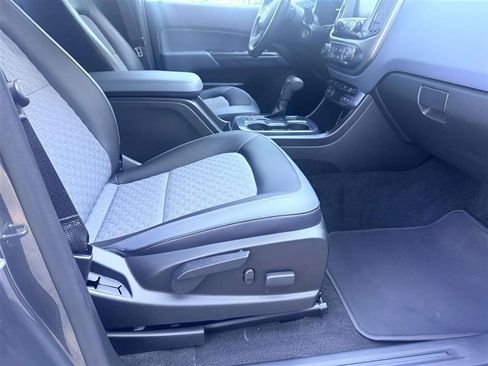 Used 2016 Chevrolet Colorado Z71 RWD image 14