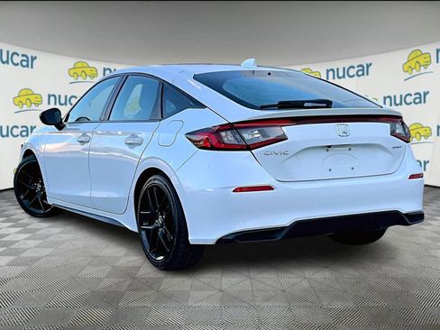 Used 2024 Honda Civic Sport image 4