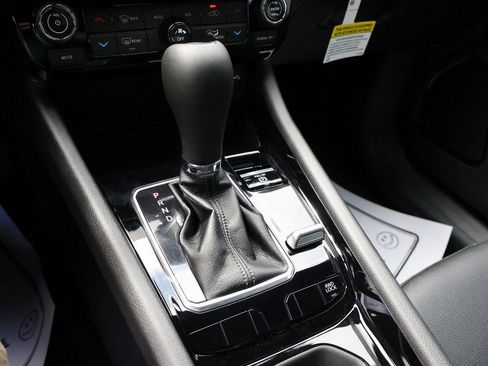 New 2026 Jeep Compass Latitude w/ Quick Order Package 29K image 38