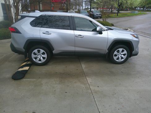 Used 2025 Toyota RAV4 LE image 14