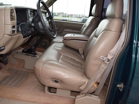 Used 1997 Chevrolet Silverado 1500 4x4 Regular Cab w/ Preferred Equipment Group 2 image 5