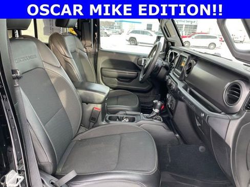 Used 2023 Jeep Wrangler Sport S image 31