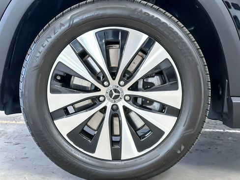 Used 2026 Mercedes-Benz GLE 450e 4MATIC image 27