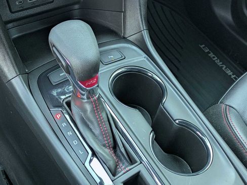 Used 2024 Chevrolet Equinox RS w/ RS Leather Package image 31