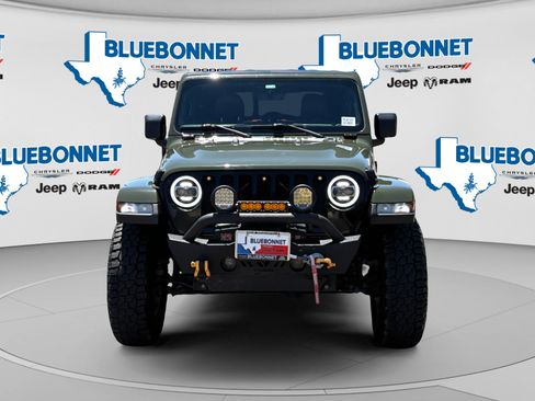 Used 2023 Jeep Gladiator Sport AWD/4WD image 2