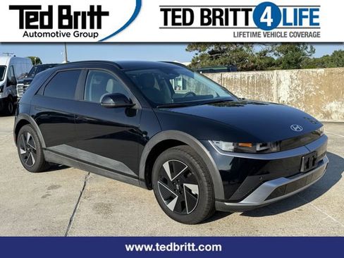 Used 2025 Hyundai Ioniq 5 SEL AWD/4WD image 1