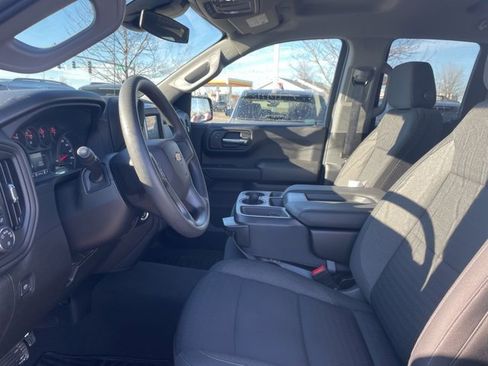 Used 2022 Chevrolet Silverado 1500 Custom image 7