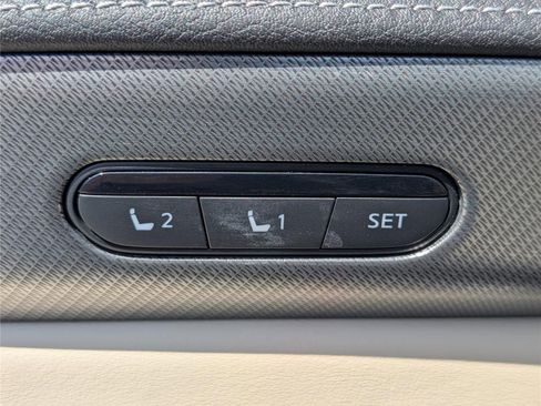 Used 2023 INFINITI QX60 Luxe w/ Cargo Package AWD/4WD image 22
