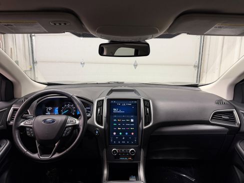 Certified 2022 Ford Edge SEL w/ Convenience Package AWD/4WD image 4