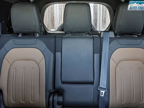 Used 2020 Land Rover Defender 110 X image 24