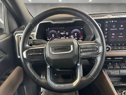 Used 2025 GMC Canyon Denali AWD/4WD image 21