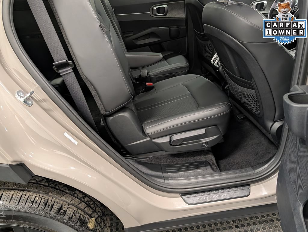 Certified 2025 Kia Sorento X-Line EX AWD/4WD image 35