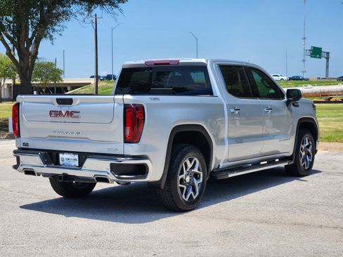 Used 2022 GMC Sierra 1500 SLT AWD/4WD image 5