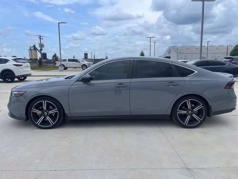 Used 2023 Honda Accord Sport image 8