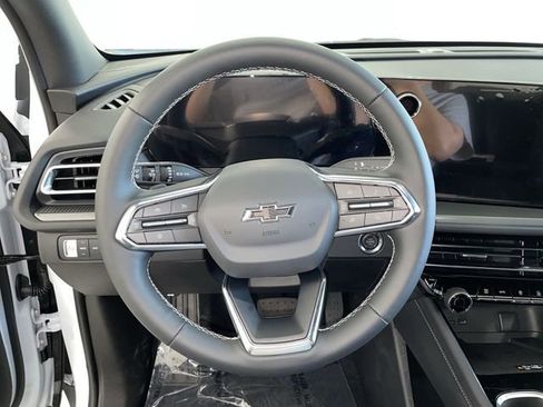 New 2026 Chevrolet Traverse LT w/ Midnight/Sport Edition AWD/4WD image 38