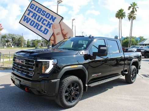 Used 2025 GMC Sierra 2500 AT4 w/ AT4 Premium Plus Package AWD/4WD image 1
