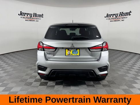 Used 2025 Mitsubishi Outlander Sport ES image 8