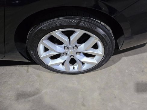 Used 2015 Chevrolet Impala LTZ image 22