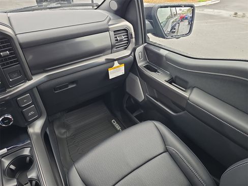 New 2025 Ford F150 Lariat w/ Equipment Group 502A High image 11