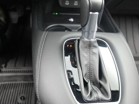 Used 2026 Honda HR-V EX-L image 12