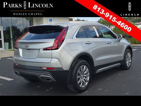 Used 2020 Cadillac XT4 Premium Luxury w/ Enhanced Visibility Package image 4
