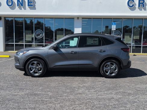 New 2026 Ford Escape ST-Line w/ Tech Pack #1 image 9