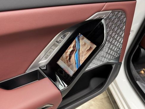 Used 2026 BMW 740i xDrive 740i xDrive w/ Executive Package image 24