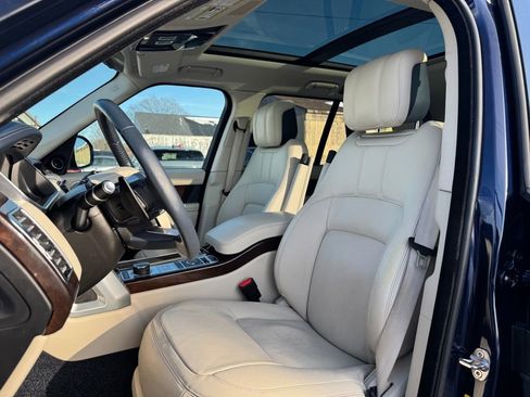 Used 2021 Land Rover Range Rover Westminster Edition image 9