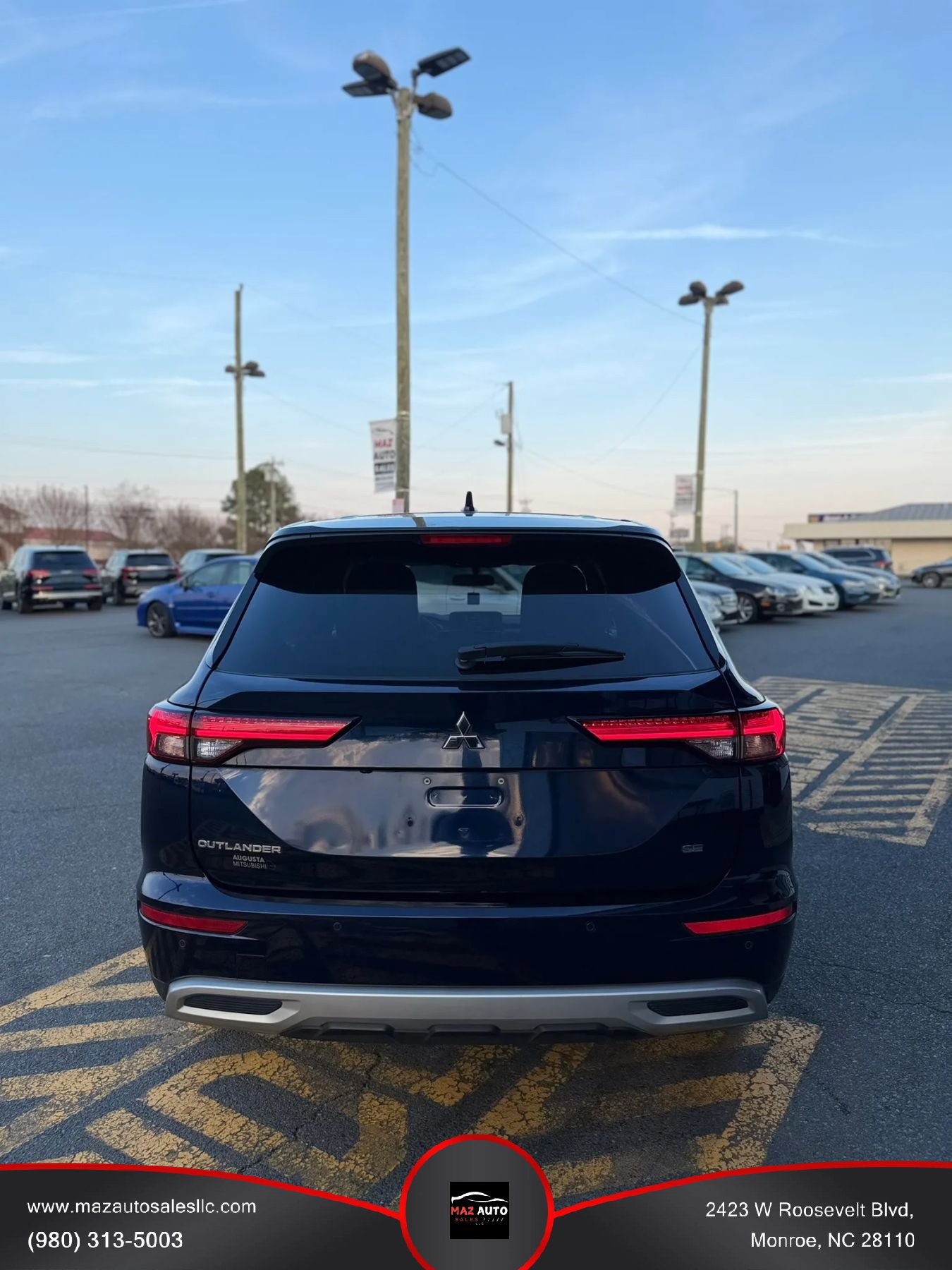 Used 2023 Mitsubishi Outlander SE FWD image 5