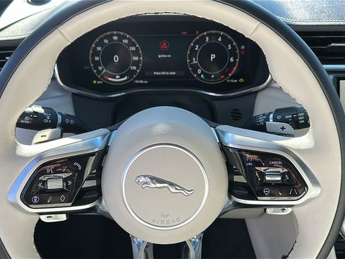 Used 2025 Jaguar F-PACE R-Dynamic S image 12