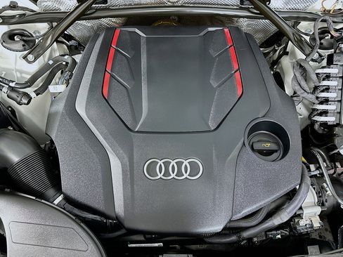 Used 2024 Audi SQ5 Premium Plus w/ Premium Plus Package AWD/4WD image 13