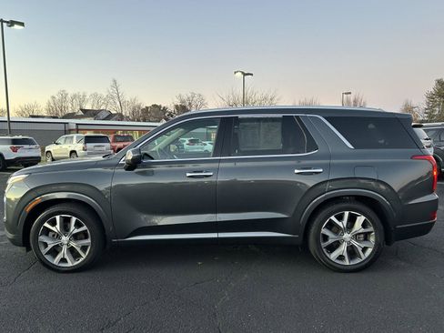 Used 2022 Hyundai Palisade Limited AWD/4WD image 2