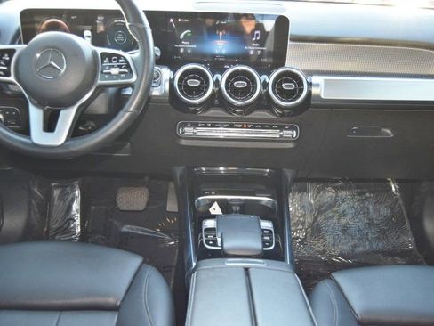 Used 2020 Mercedes-Benz GLB 250 4MATIC image 22