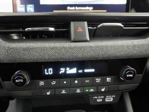 New 2026 Subaru Outback Premium image 18