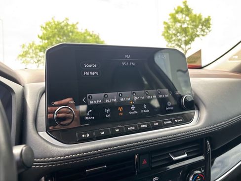 Used 2022 Nissan Rogue SL w/ SL Premium Package FWD image 18