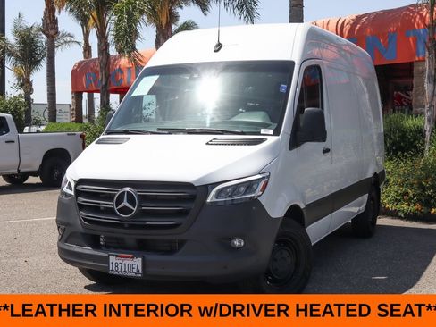 Used 2024 Mercedes-Benz Sprinter 2500 image 4