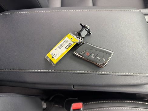 Used 2024 Lexus RX 350 Premium w/ Kick Sensor & Tow Package AWD/4WD image 34