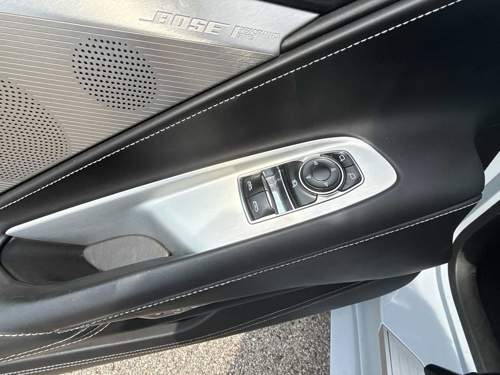 Certified 2021 Chevrolet Corvette Stingray Premium Cpe w/ Z51 Performance Package RWD image 23