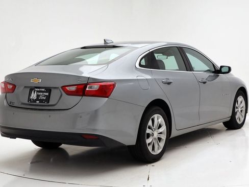 Used 2024 Chevrolet Malibu LT image 9