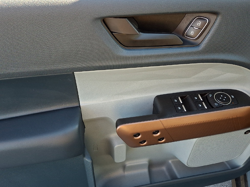 Used 2024 Ford Maverick Lariat AWD/4WD image 15