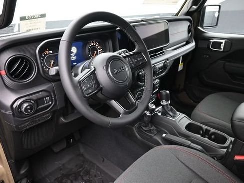 New 2026 Jeep Gladiator Rubicon AWD/4WD image 5
