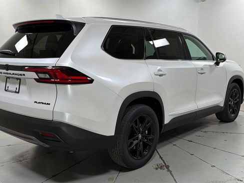 New 2026 Toyota Grand Highlander Platinum image 5