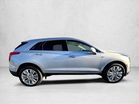 Used 2017 Cadillac XT5 Premium Luxury image 5