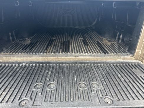 Used 2011 Ford F150 XLT w/ XLT Chrome Pkg image 11