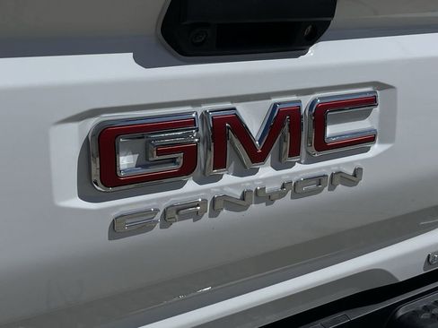 New 2026 GMC Canyon Elevation AWD/4WD image 30