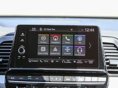 New 2026 Honda Odyssey Touring image 14