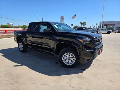 New 2026 Toyota Tacoma SR