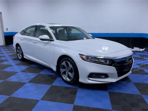 Certified 2019 Honda Accord EX image 2