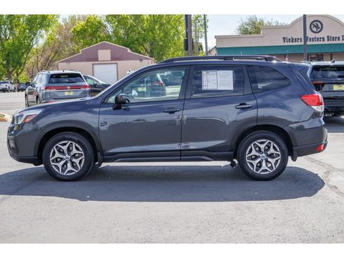 Used 2019 Subaru Forester Premium w/ All-Weather Package AWD/4WD image 6