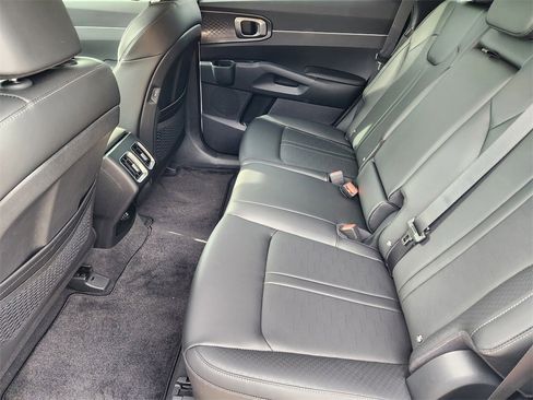 New 2026 Kia Sorento S image 19